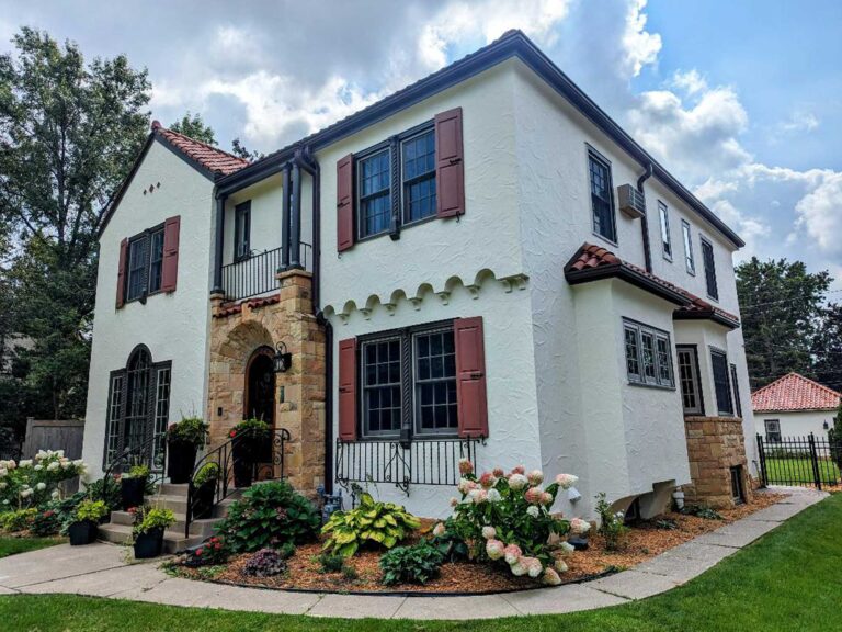 Home stucco restoration after image